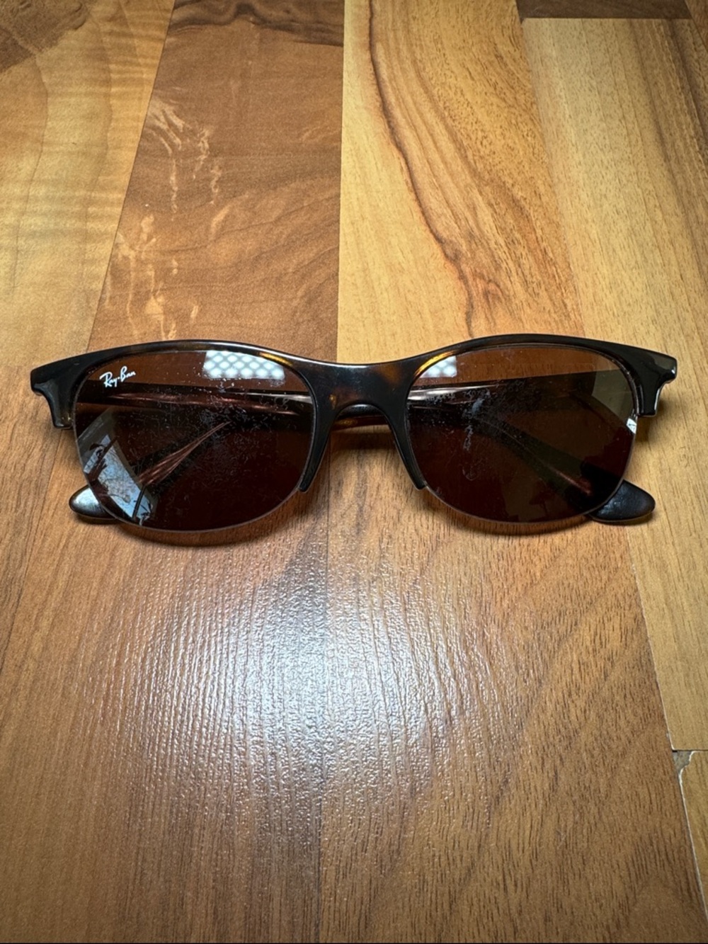 Ray-Ban Tortoiseshell Frame Sunglasses